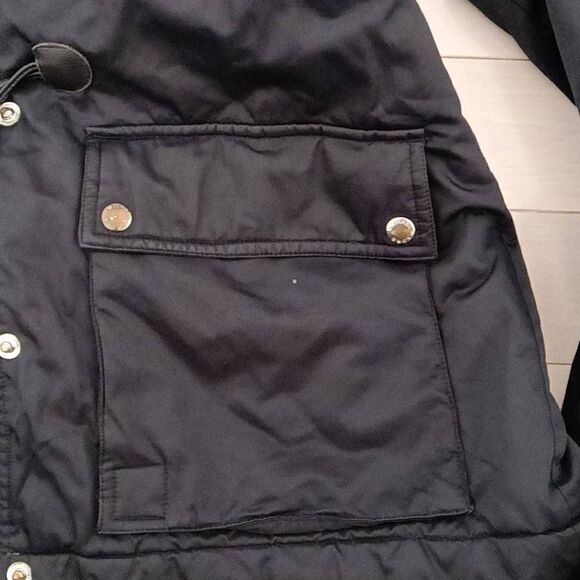 Michael Kors Women's Black Coyote Fur Parka Toggle Closure Jacket Coat Size M - Picture 6 of 6